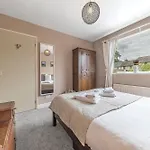 Apartment Couples Getaway In Windermere, Ground Floor Flat With Parking *