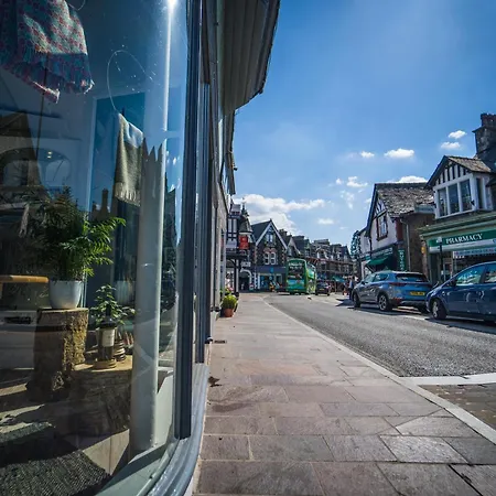 Apartment Couples Getaway In Windermere, Ground Floor Flat With Parking *